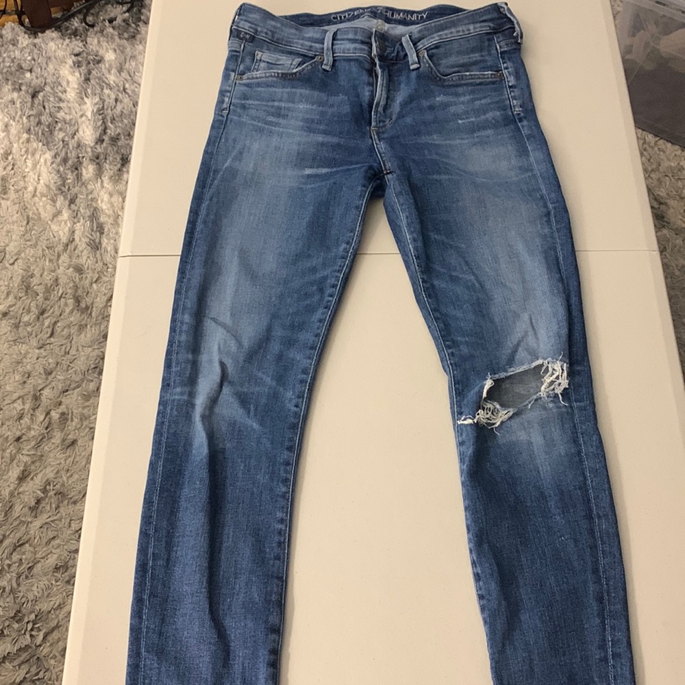 Citizens of humanity relaxed skinny with light distressing size 27